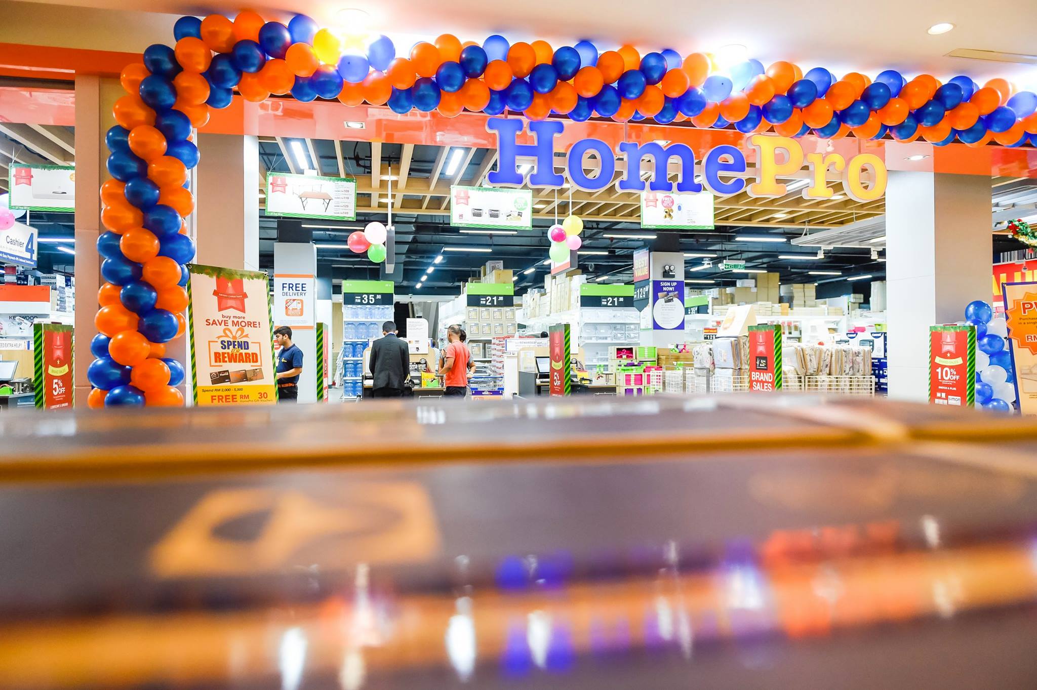 Terima kasih kepada sokongan dari... - HomePro Malaysia