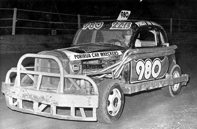 N.Z. Motor Racing and Dirt Track Drivers - Clive Elliott #980 W. Full ...