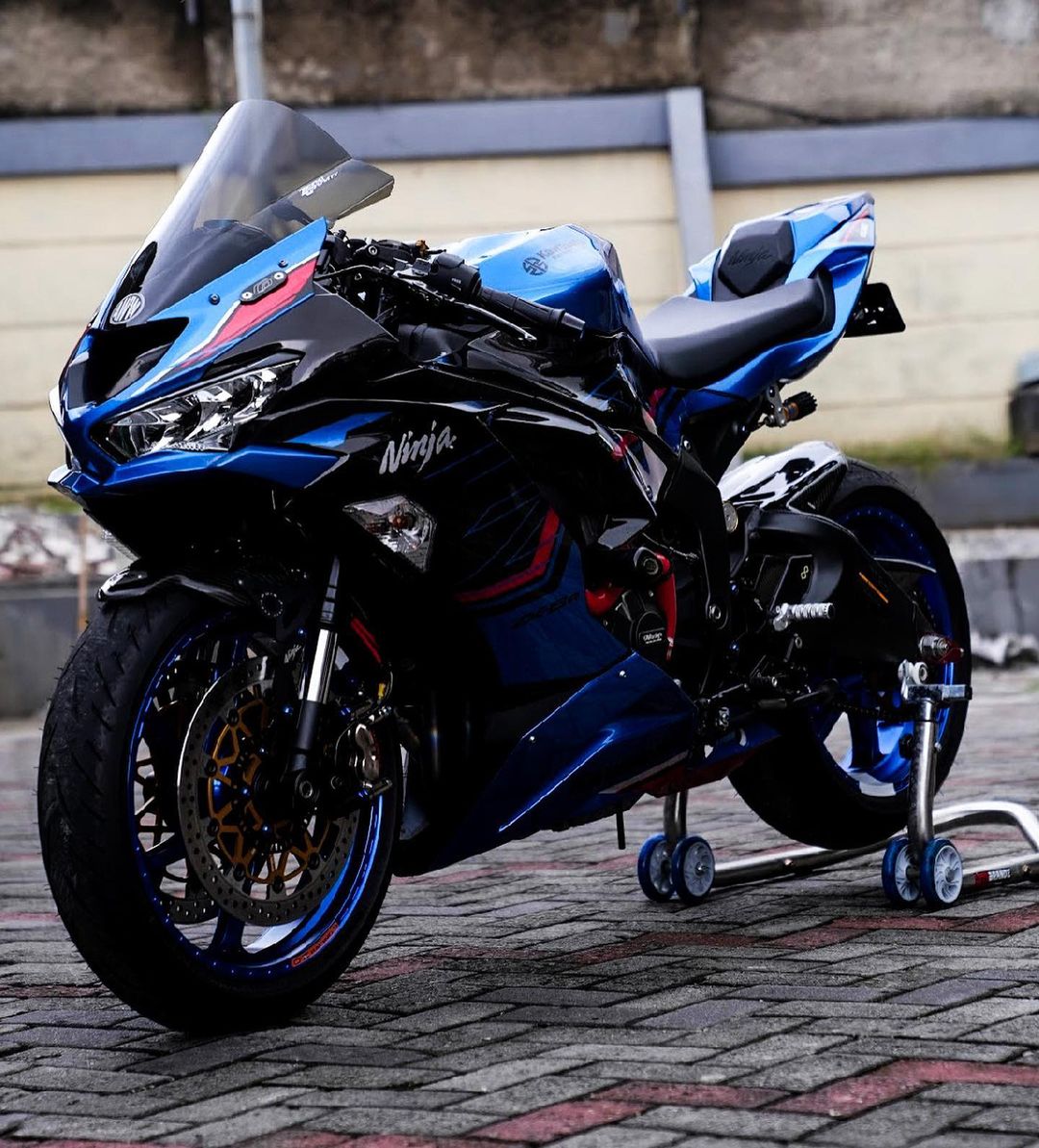 Nardo and neon ZX-6R credit @strixxrider @strixxphotos