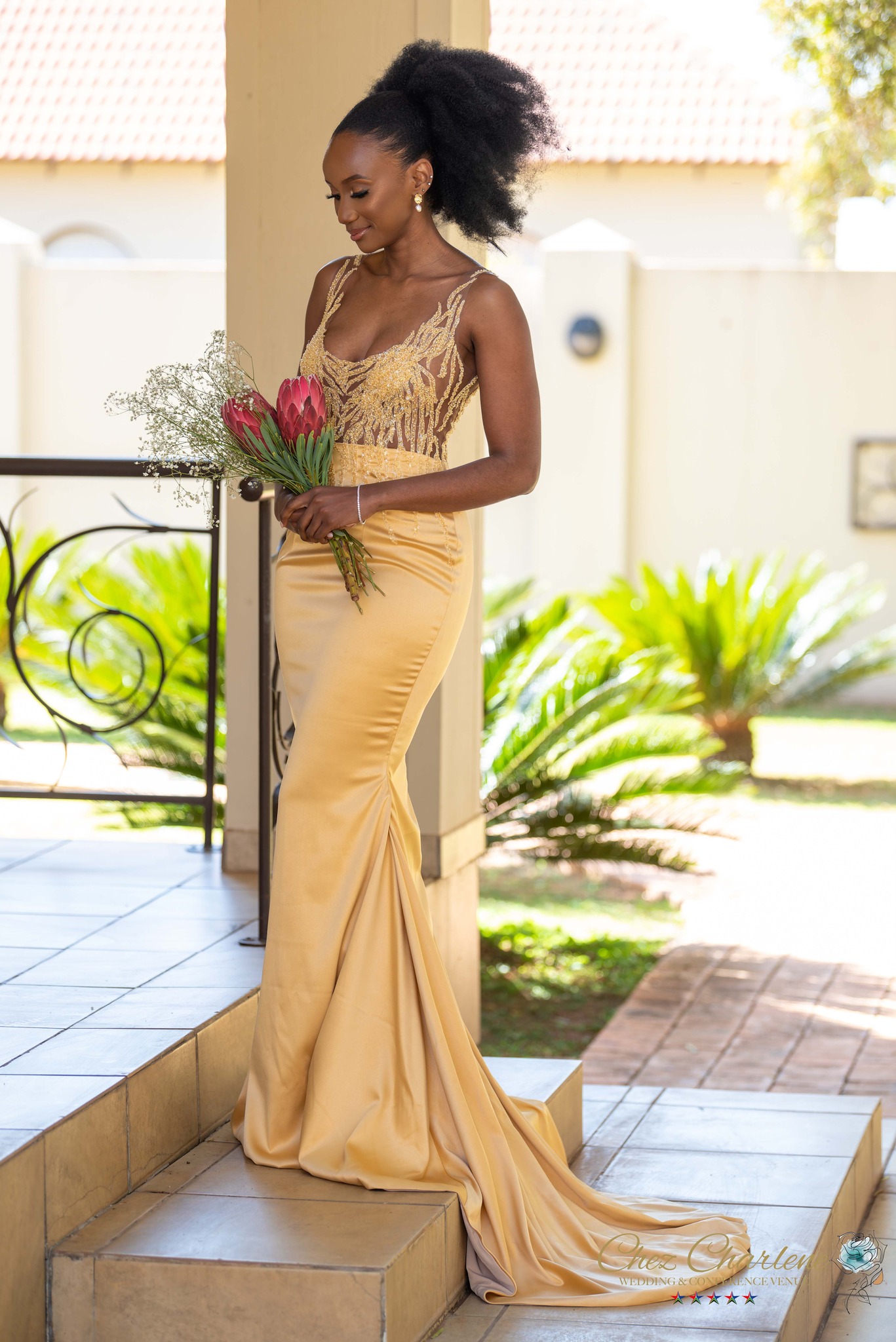 meaning of gold wedding dress and tradition stretch_minimal-stretch