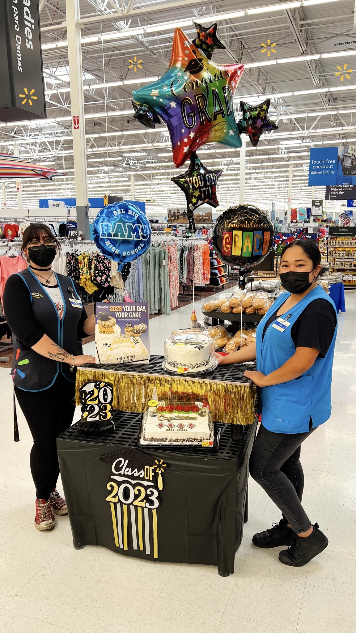 Walmart - Caps off to you, you did it!! 🎓 Now let’s celebrate!! Order ...