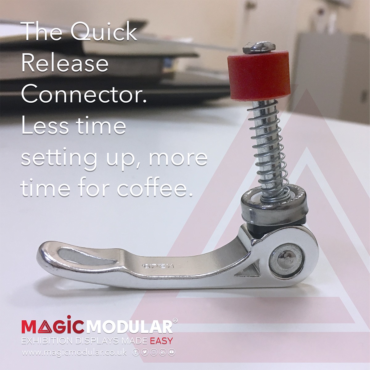 Magic Modular - Set up your modular promotional display in...
