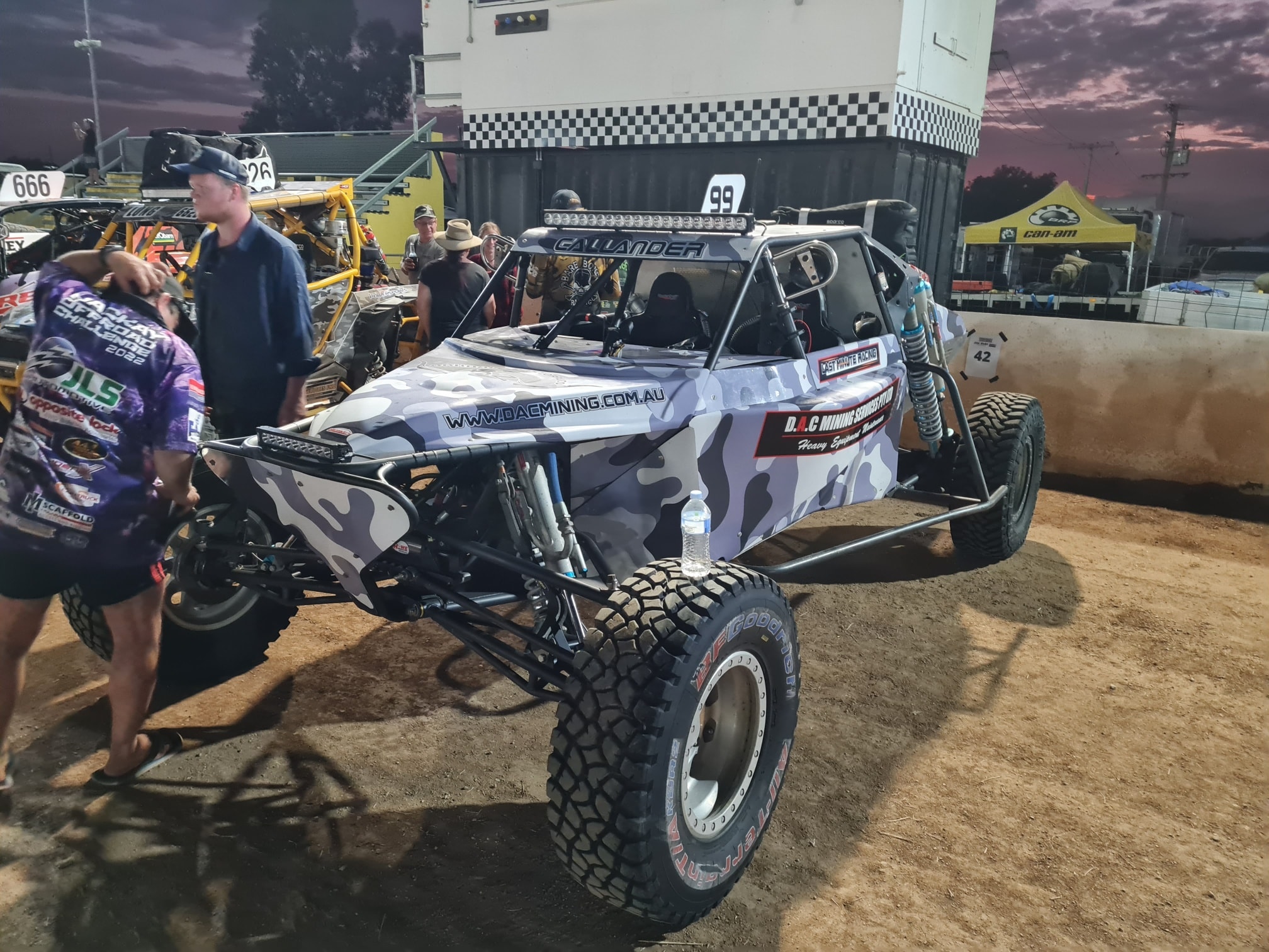 Razorback Racing Frames