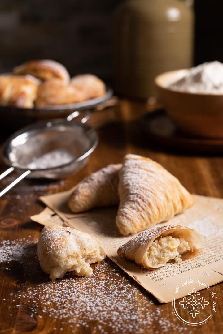 Sfogliatelle ricce, cosa c'è di... - Il caldo sapore del sud