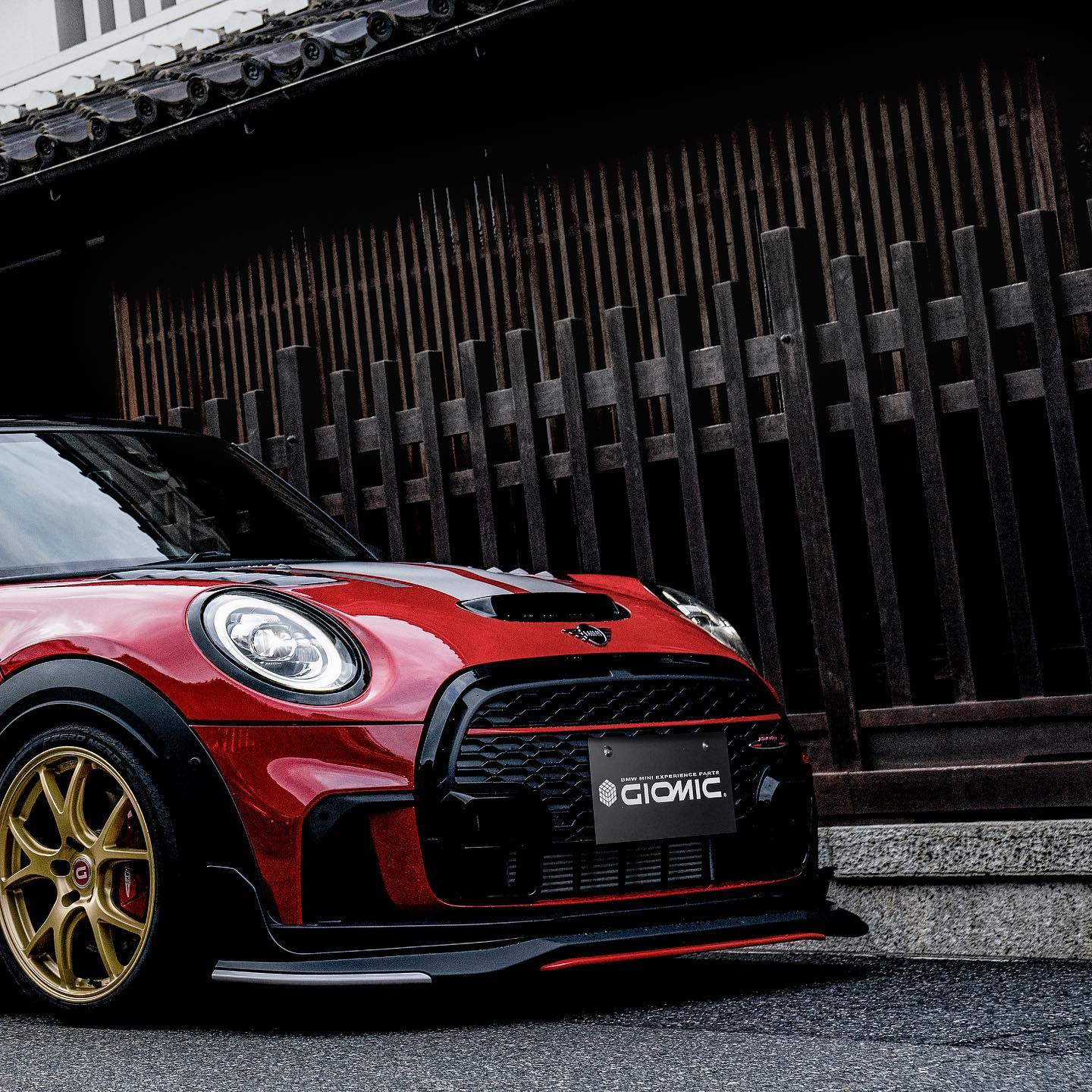 GIOMIC (ジオミック) - Aero body kit EVO by GIOMIC....