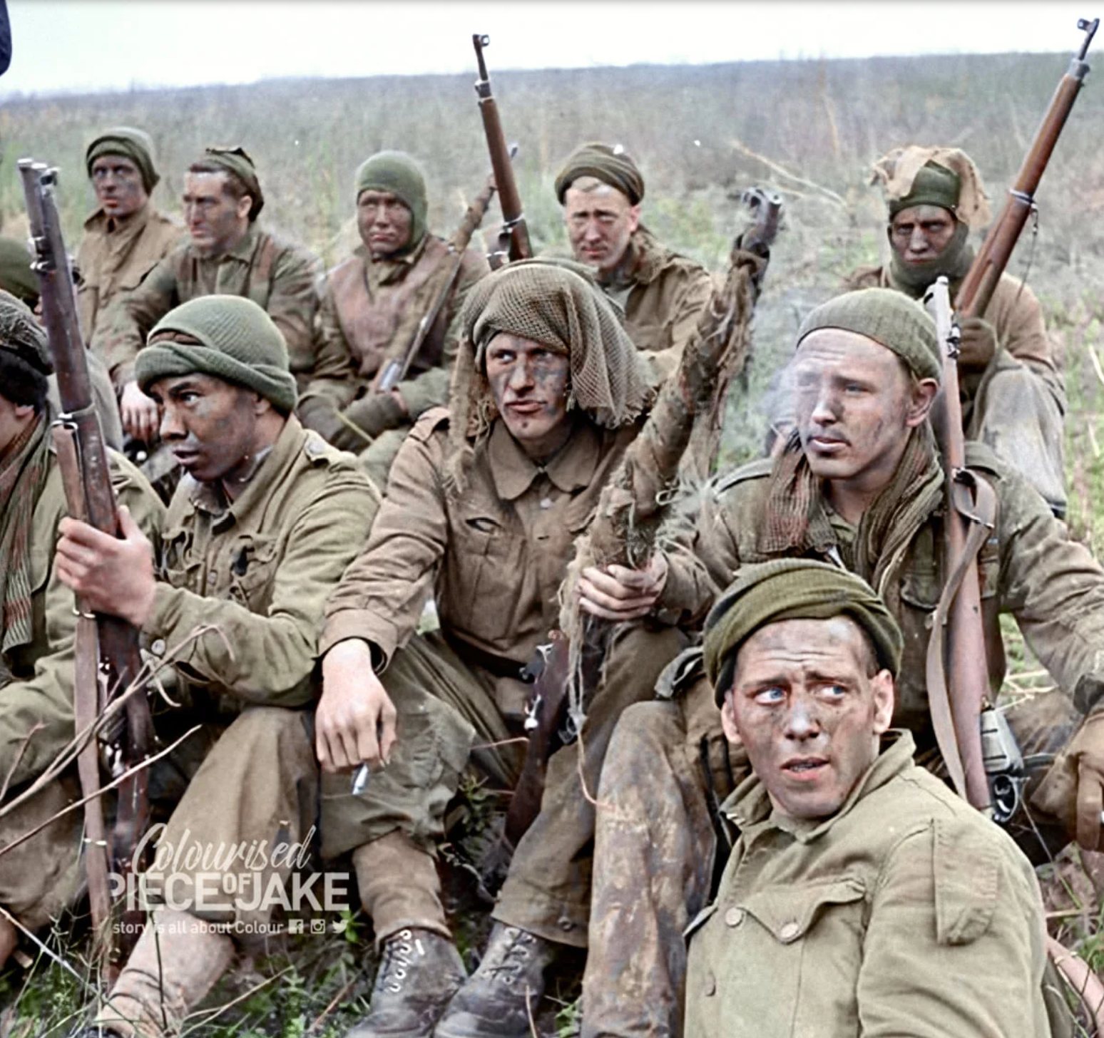 Military - Soldiers from the 2nd Canadian Infantry Division, equipped ...