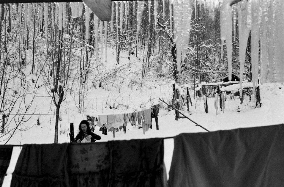 Forgotten Coalfields of Appalachia | Coal Miner's wife hanging clothes ...
