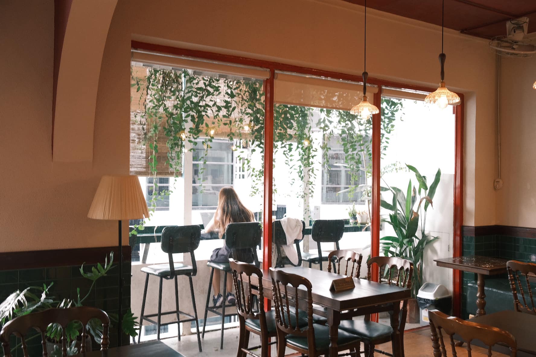 Cà Rề cafe - Tụi mình tên Cà Rề, viết nối là Care, chăm... | Facebook