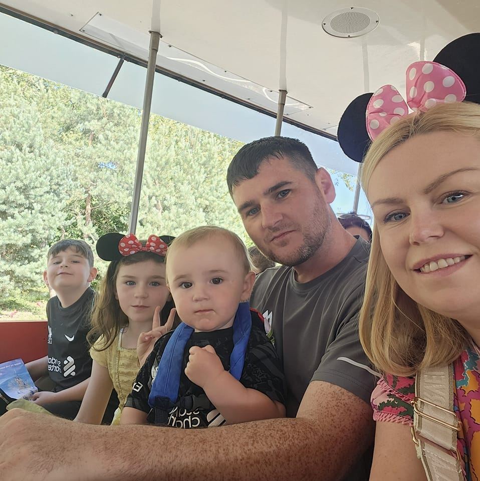 Disneyland Paris First-Timer Tips | Which hotel is better , dream ...