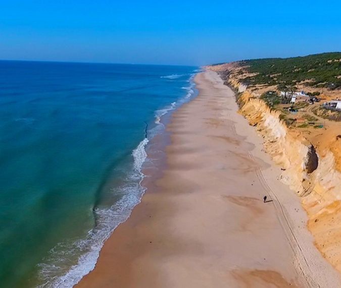 Hoteles.net - La Aldea de El Rocío, la Playa de Matalascañas o una ...