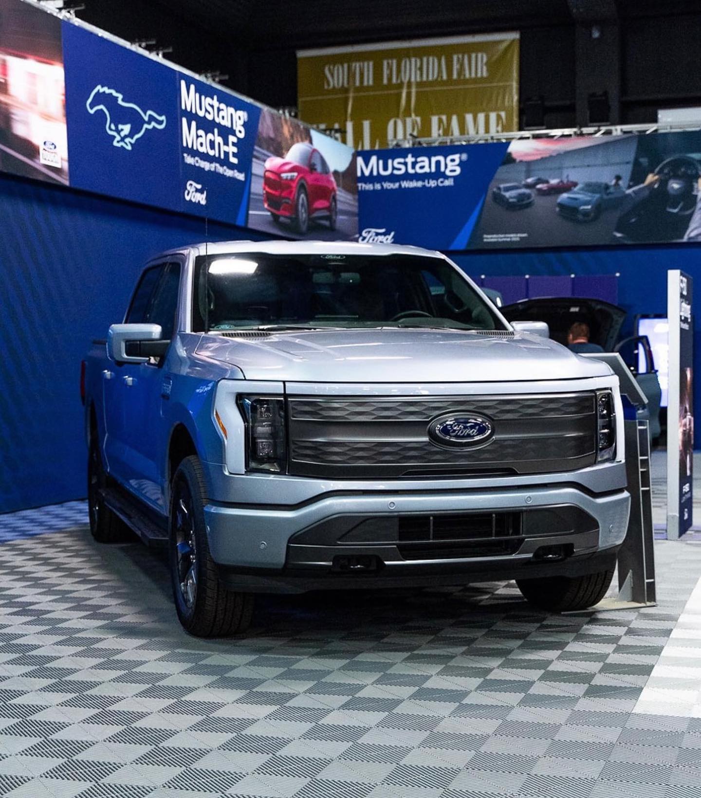 Alpine Ford - FEEL the Power with Ford! 🖤💙 #alpineford...