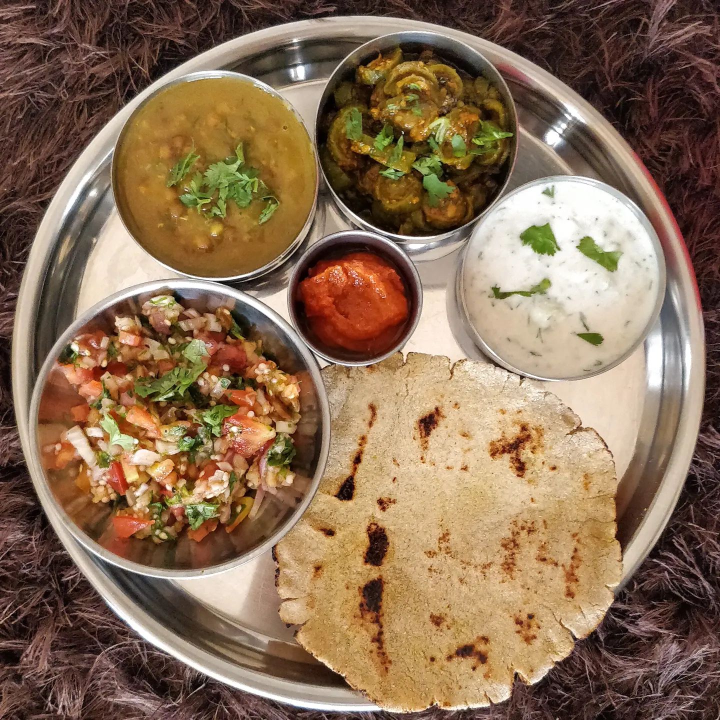 Dine - ️What - Masoor Dal, Gilki ki Sabzi, Kakdi ka Raita, Kacha Bharta ...