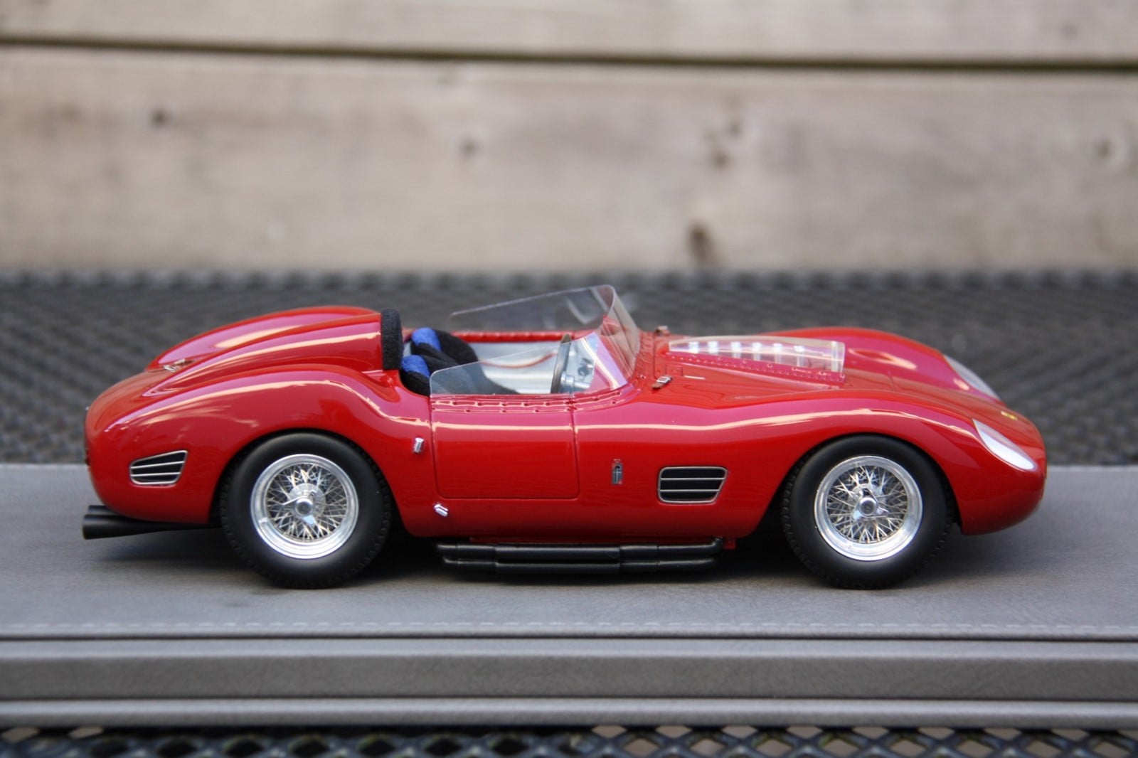 MFH 1/12 Ferrari 250TR 58 finished!