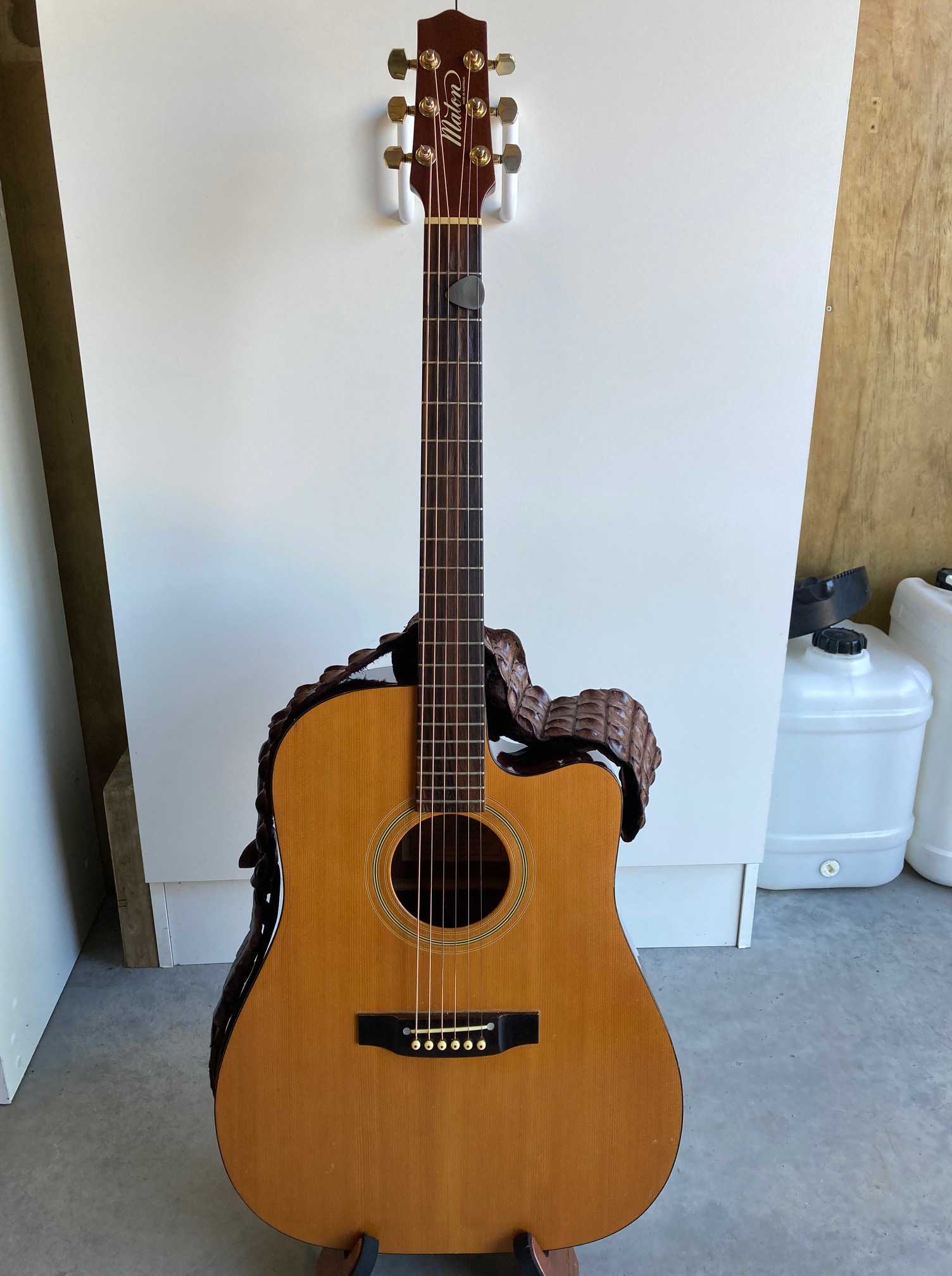 Maton guitar collection with rare models
