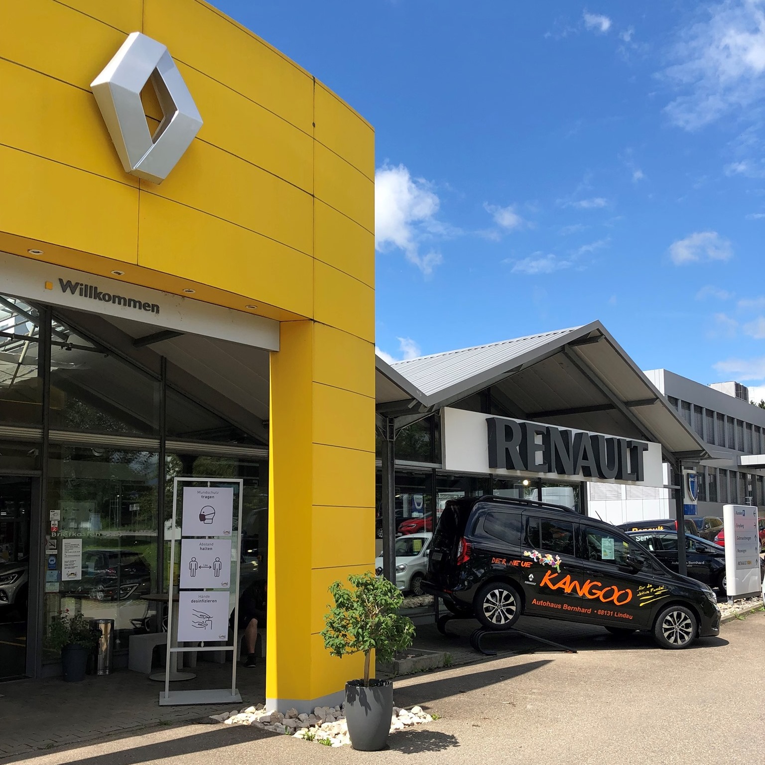 Luxus Autohaus Bernhard Lindau Bilder 1