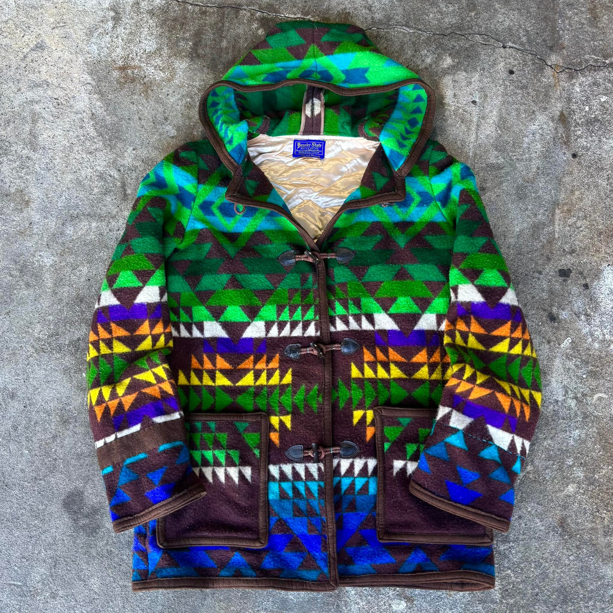 What is the pattern and age of this beaver state Pendleton jacket?