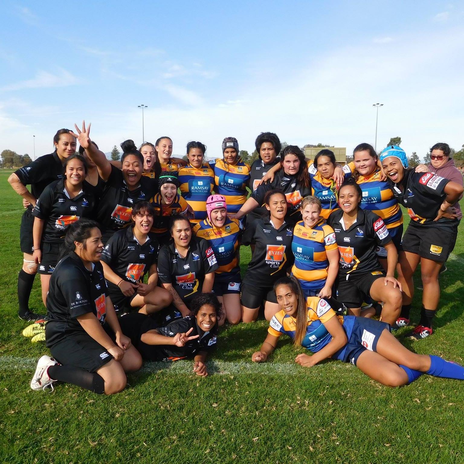 Womens Rugby on the Border... - Womens Rugby on the Border