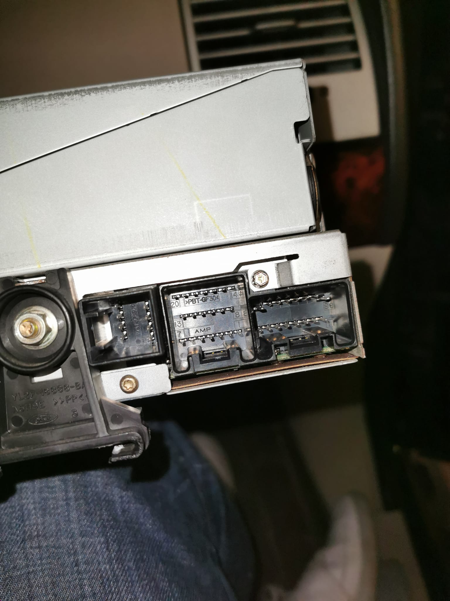 Hello everyone. So I finally want to change my radio. If I buy