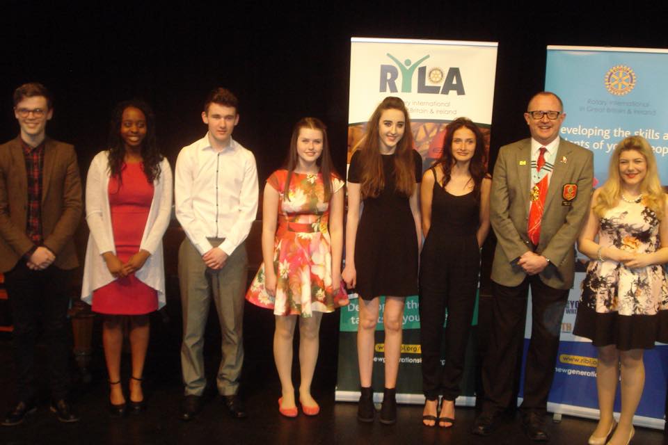 SINGING THEIR PRAISES! The Rotary... - Congleton Rotary