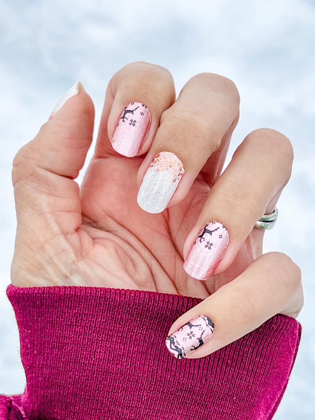 What nail ideas go with a rose gold dress?