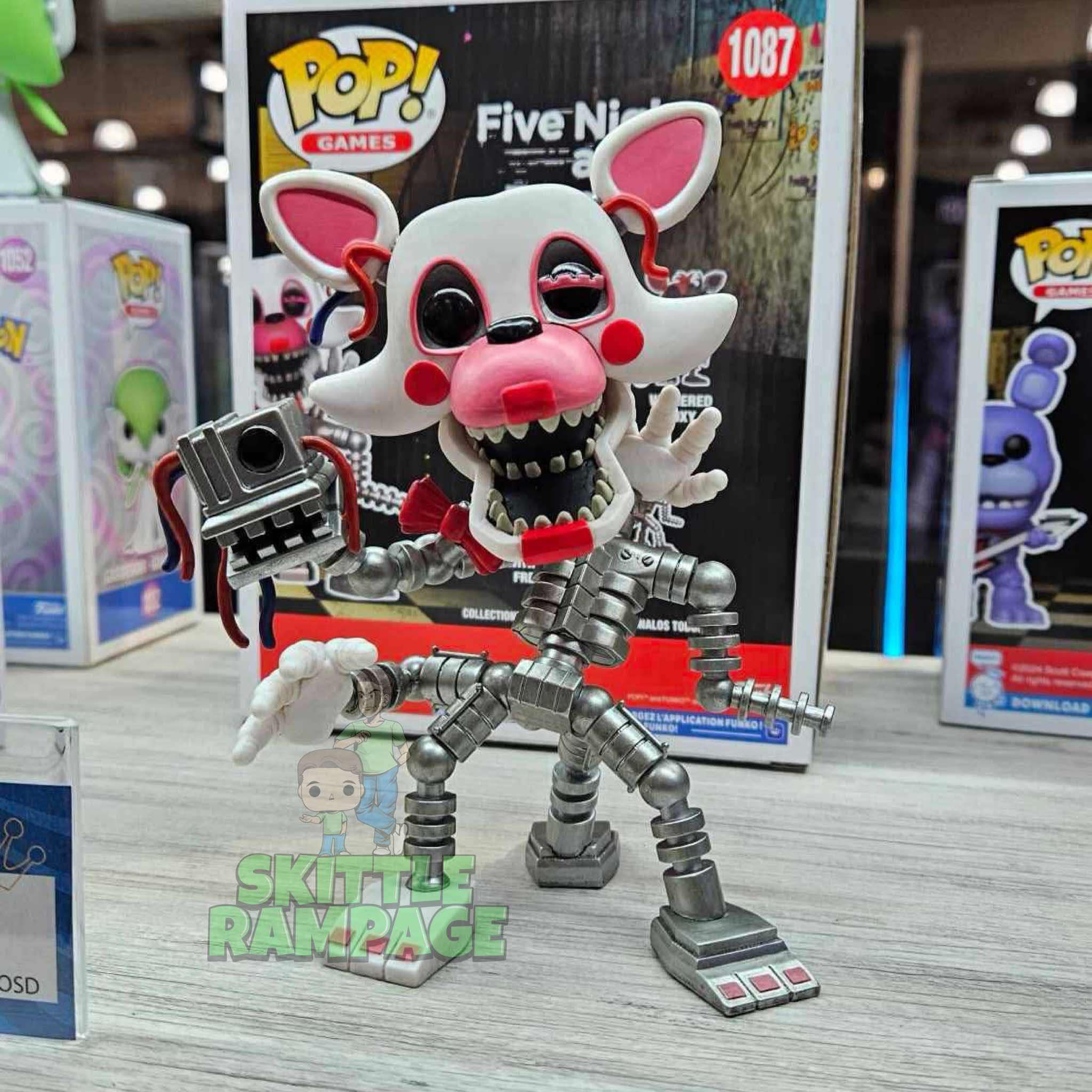 ?FNAF MERCH NEWS? We have our first look at the withered Funko 
