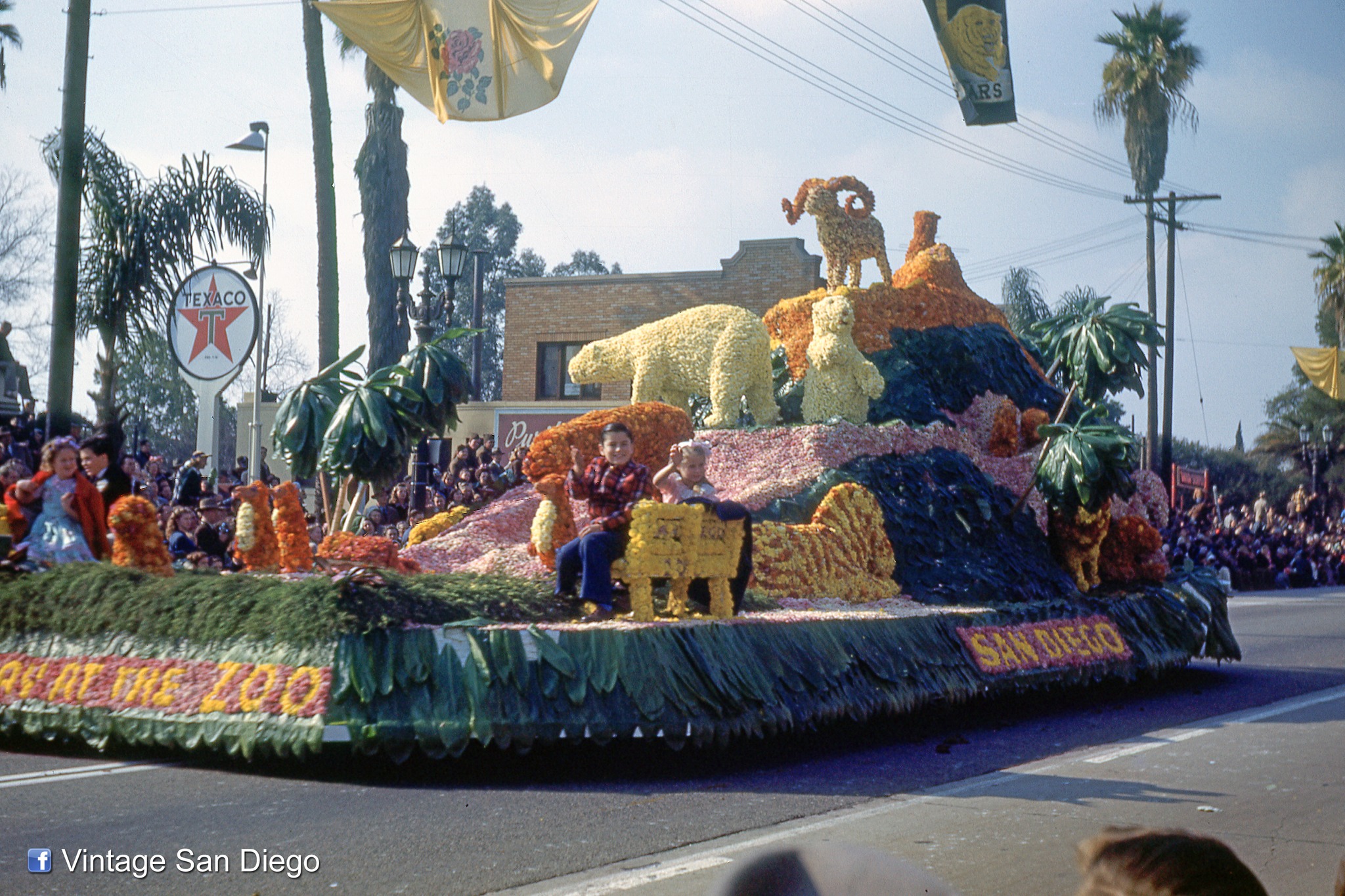 San Diego Zoo in the Rose Parade 1950s