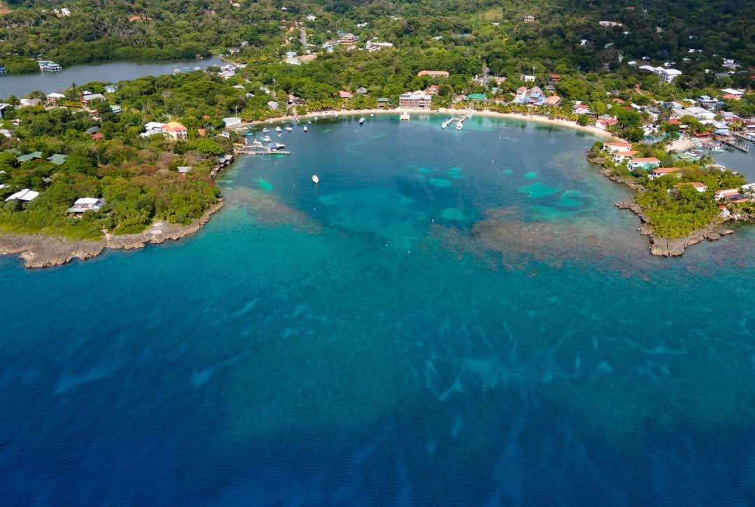 About Roatan Real Estate added... - About Roatan Real Estate
