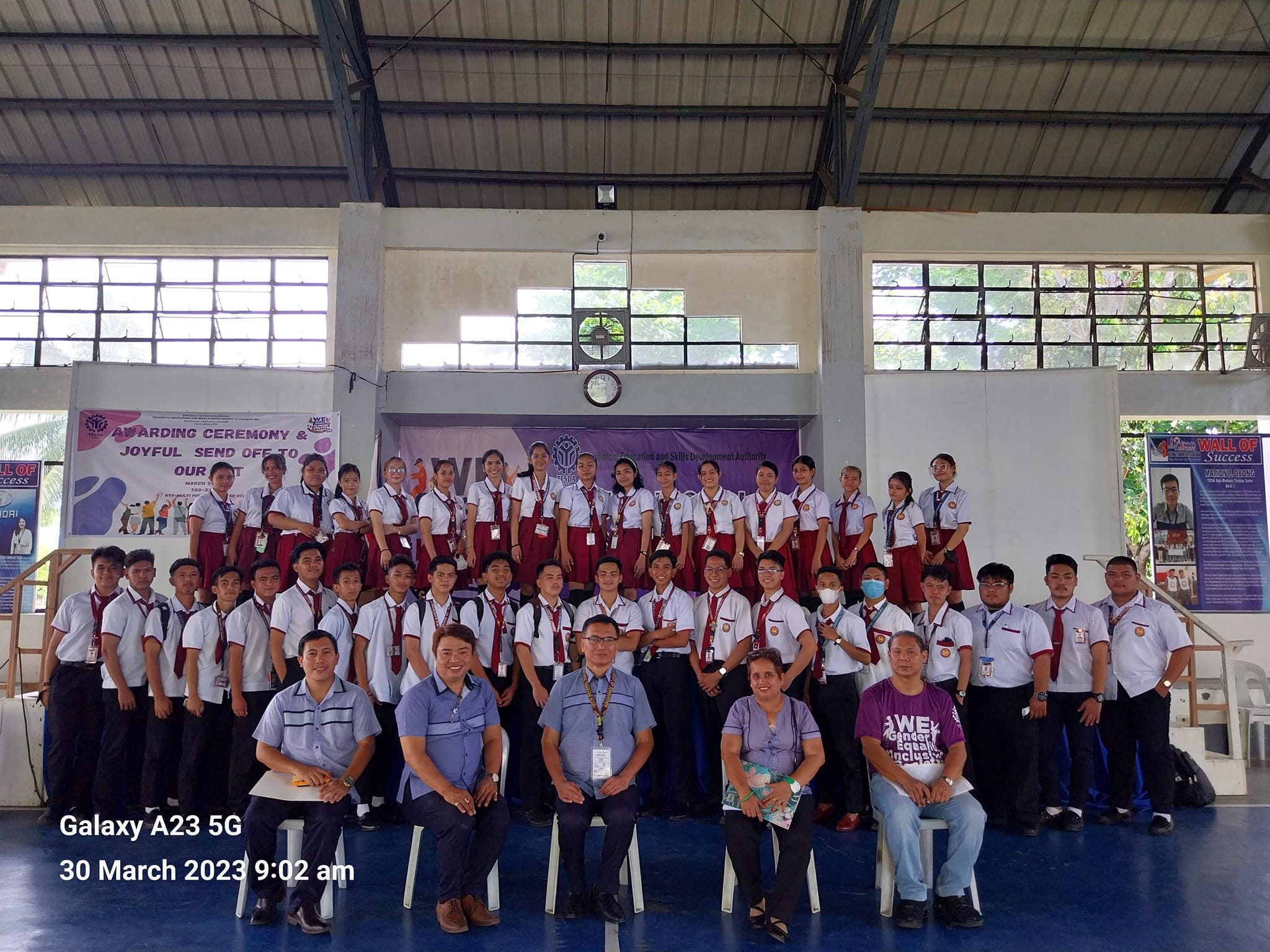 LNHS Senior... - Leyte National High School - Tacloban City | Facebook