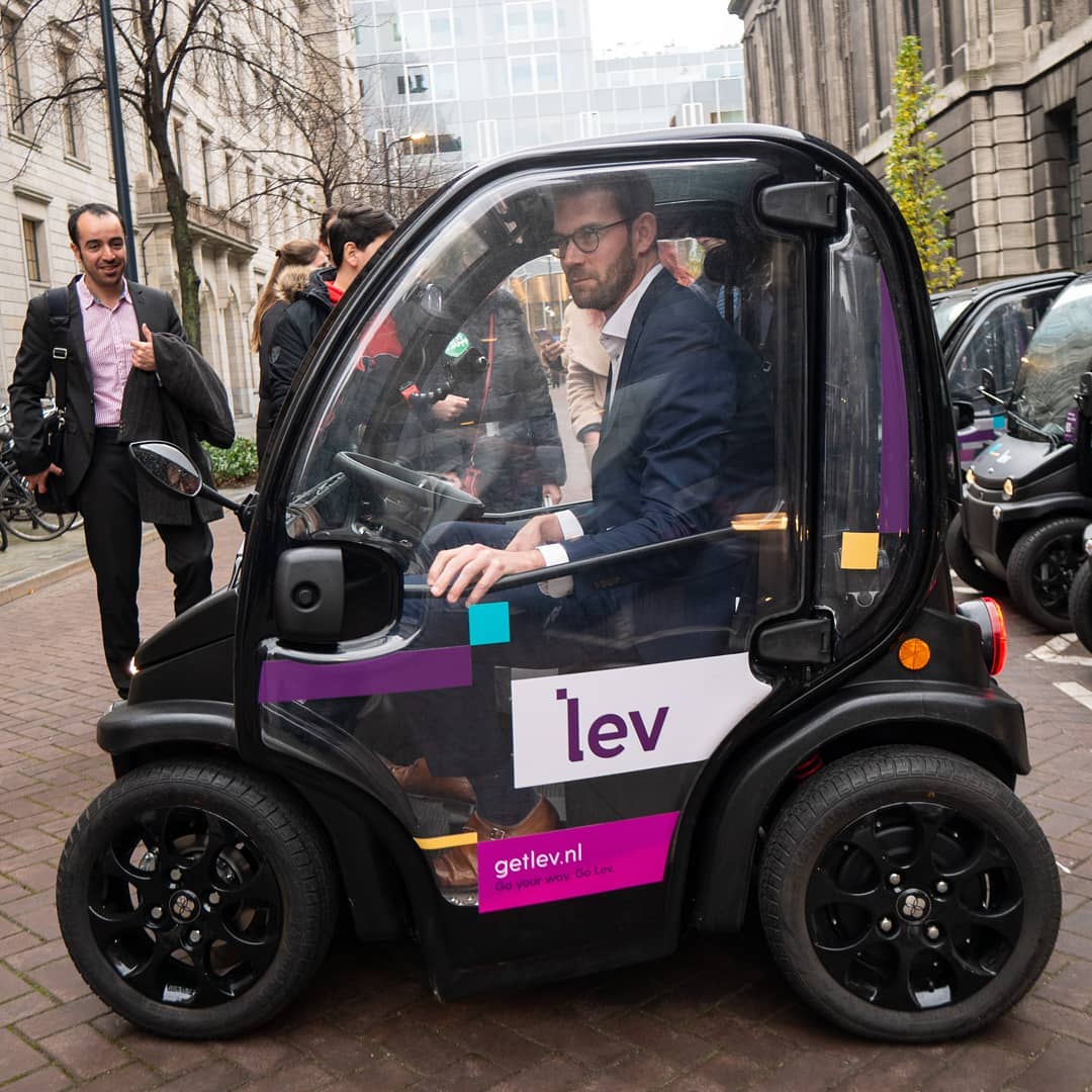 Lev