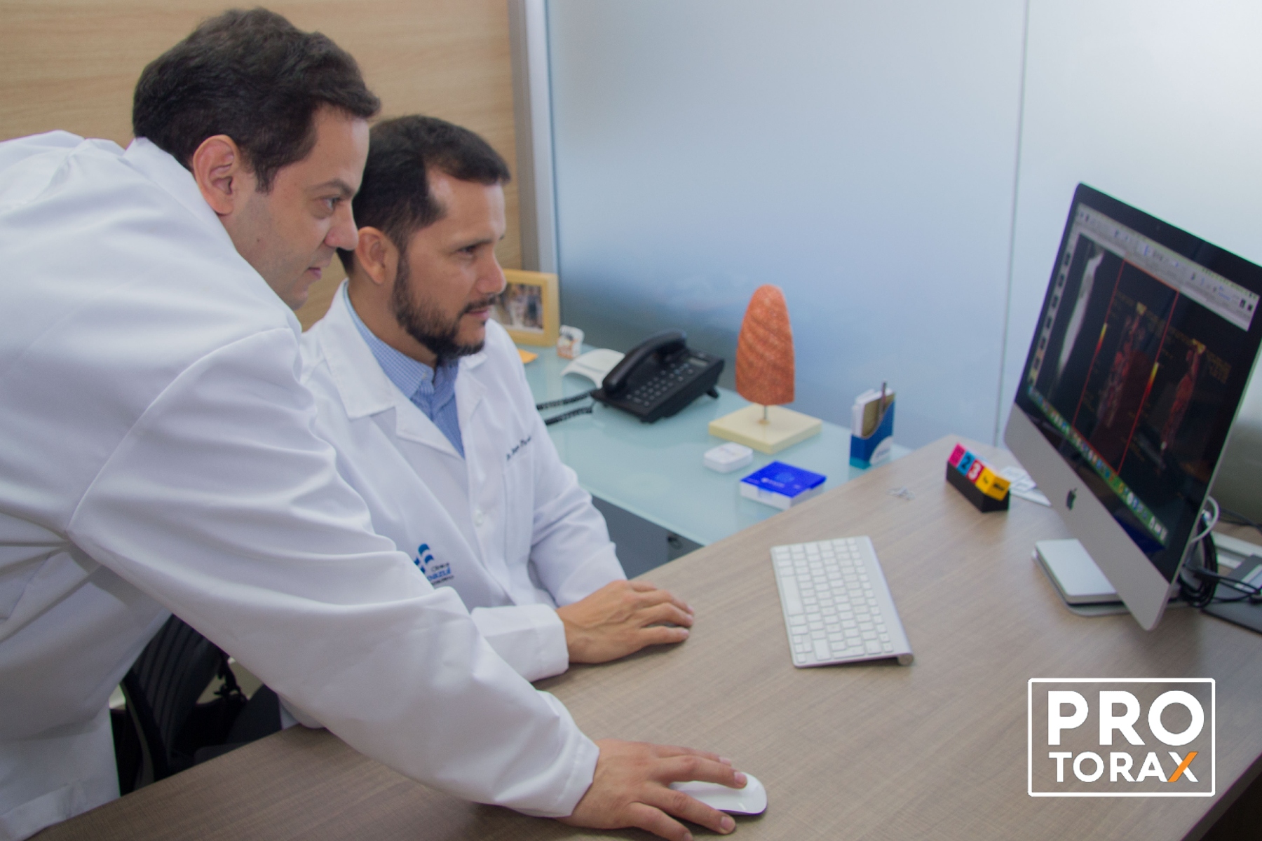 ¡La telemedicina... - Protorax de Colombia. Cirugía de Tórax.
