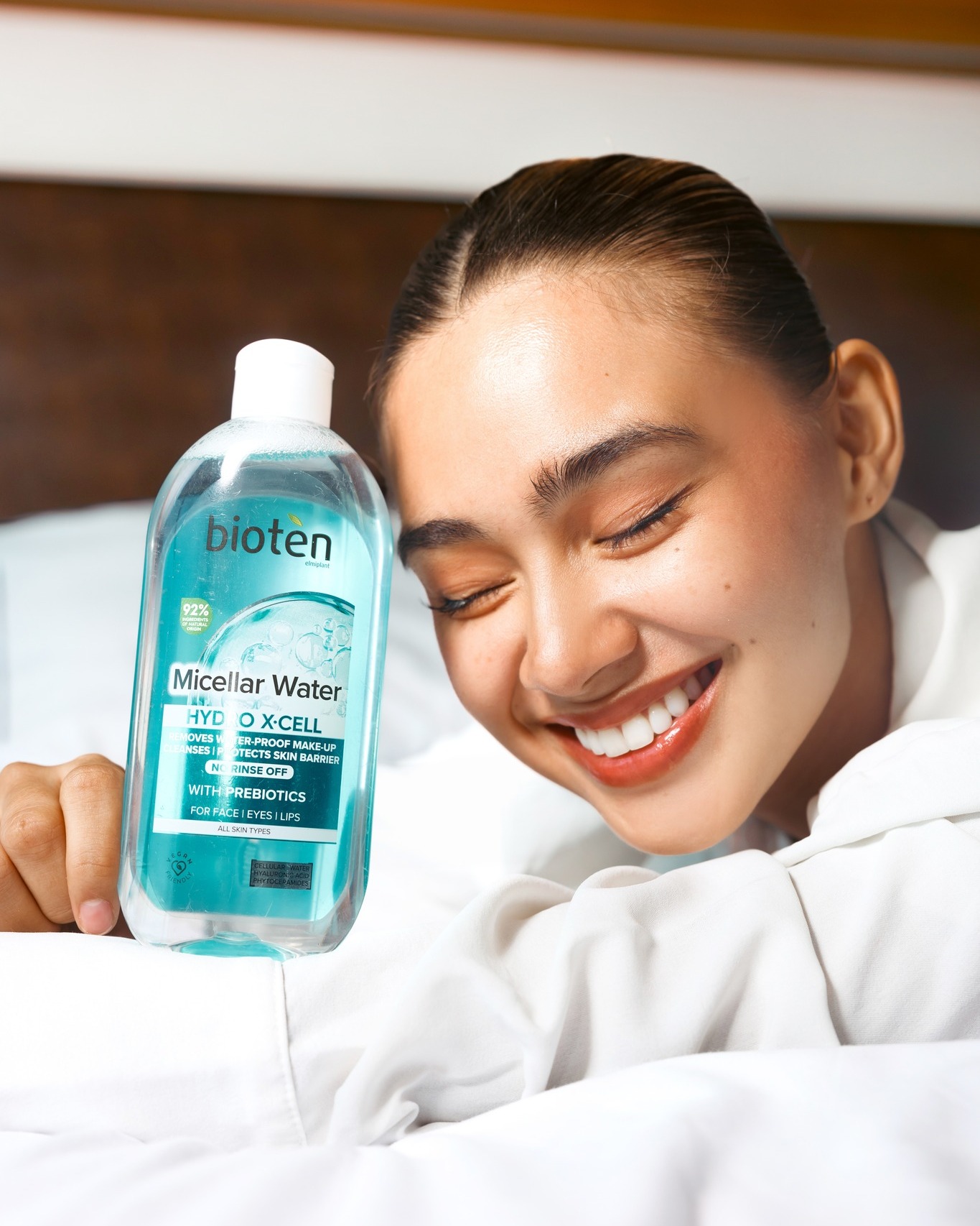 Cleanse and hydrate your skin instantly with Hydro X-Cell Micellar 
