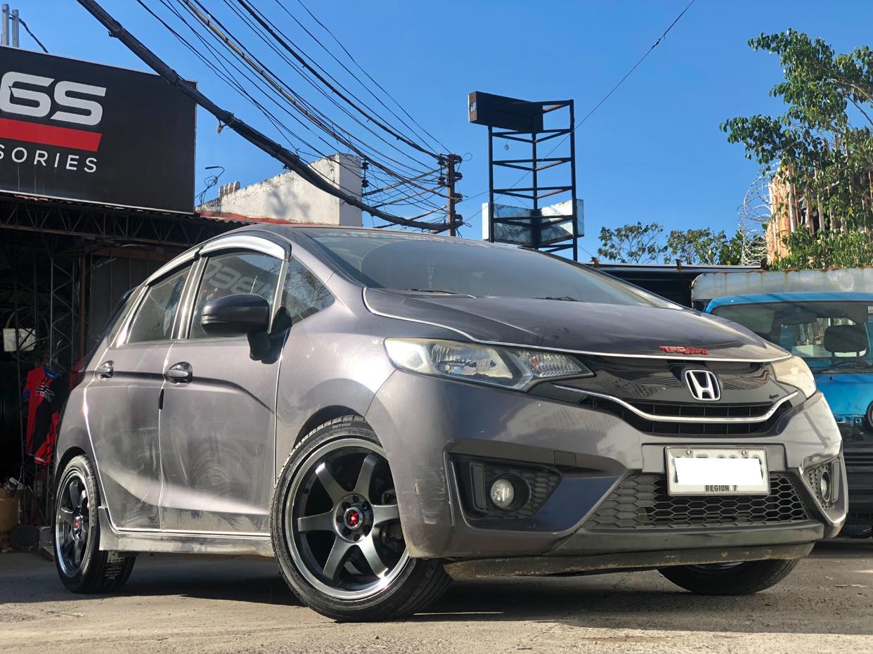 17x7.5 Rota Titans with 215/45/17 GT Radial SX2 tires installed on