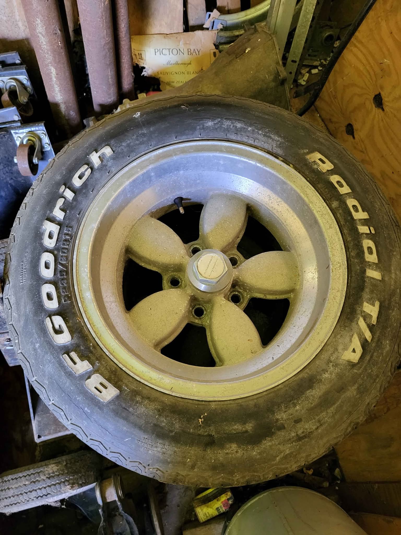 American racing daisy wheels - Car Wheels, Tires & Parts - Oakland ...