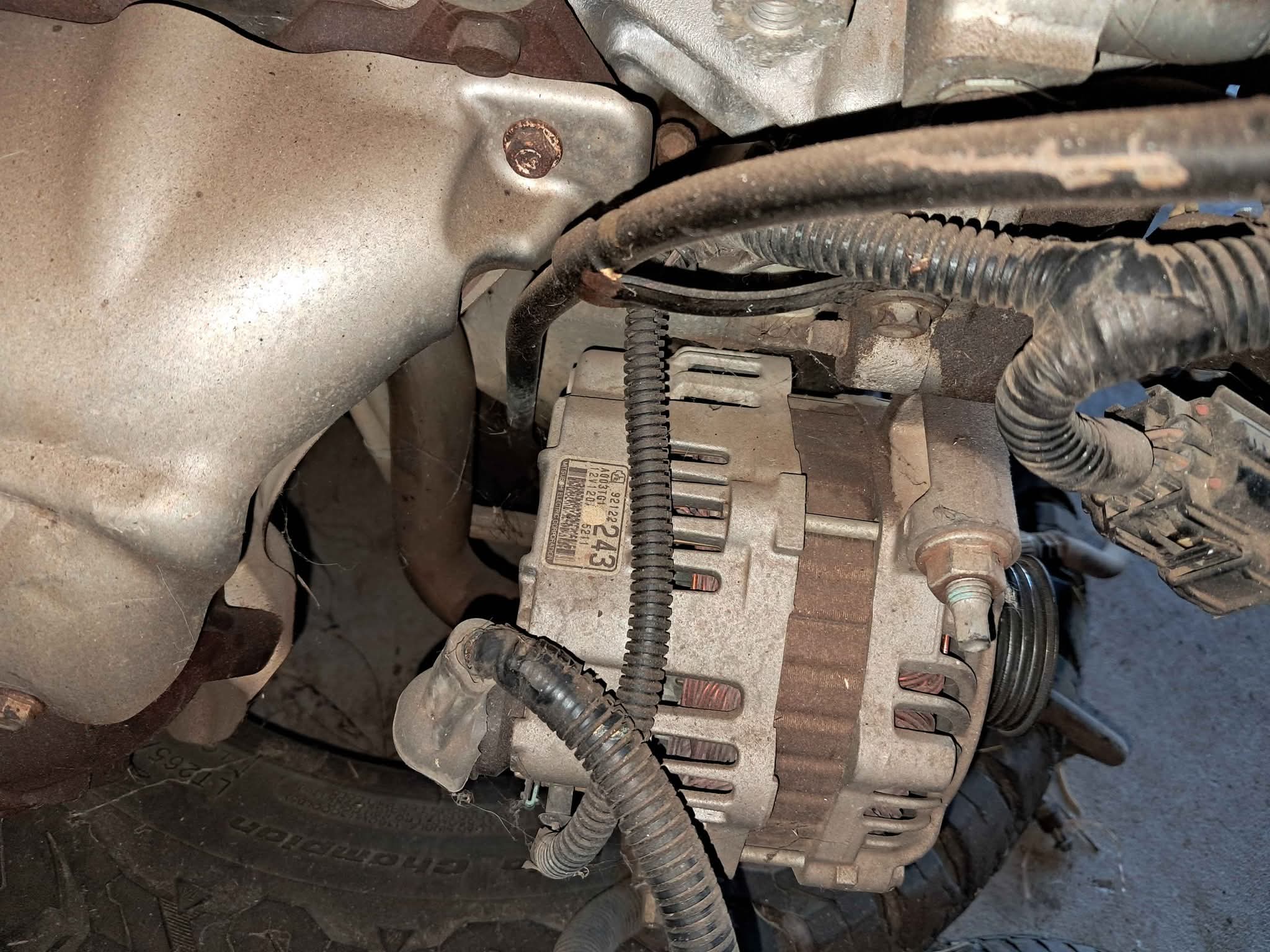 VZ COMMODORE 2005 ALLOYTEC V6 LEO ENGINE FOR PARTS - READ AD CAREFULLY ...