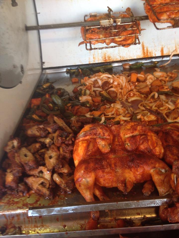 Pollo Cachetón - La Familia Pollo Cachetón y Carbofácil nos llenamos de ...