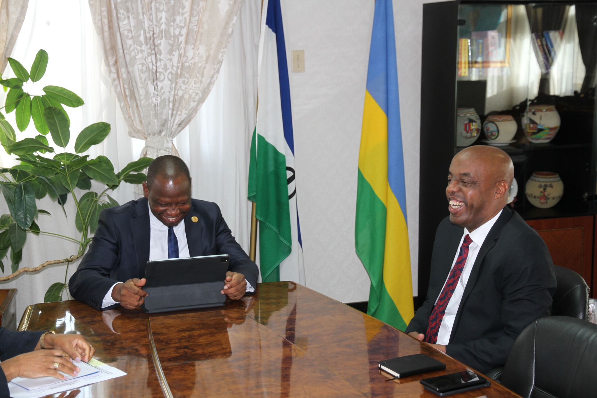 The High Commissioner of the Republic of Rwanda to the Kingdom of ...