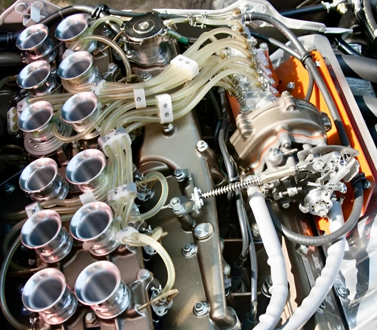 Riko january - The Honda RA272 engine—this 1.5L V12 powered Honda to ...