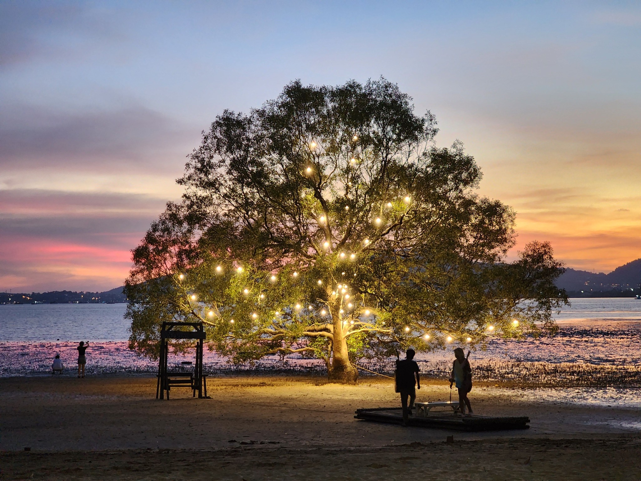 ชิลริมเล Chill Rim Lay | Phuket