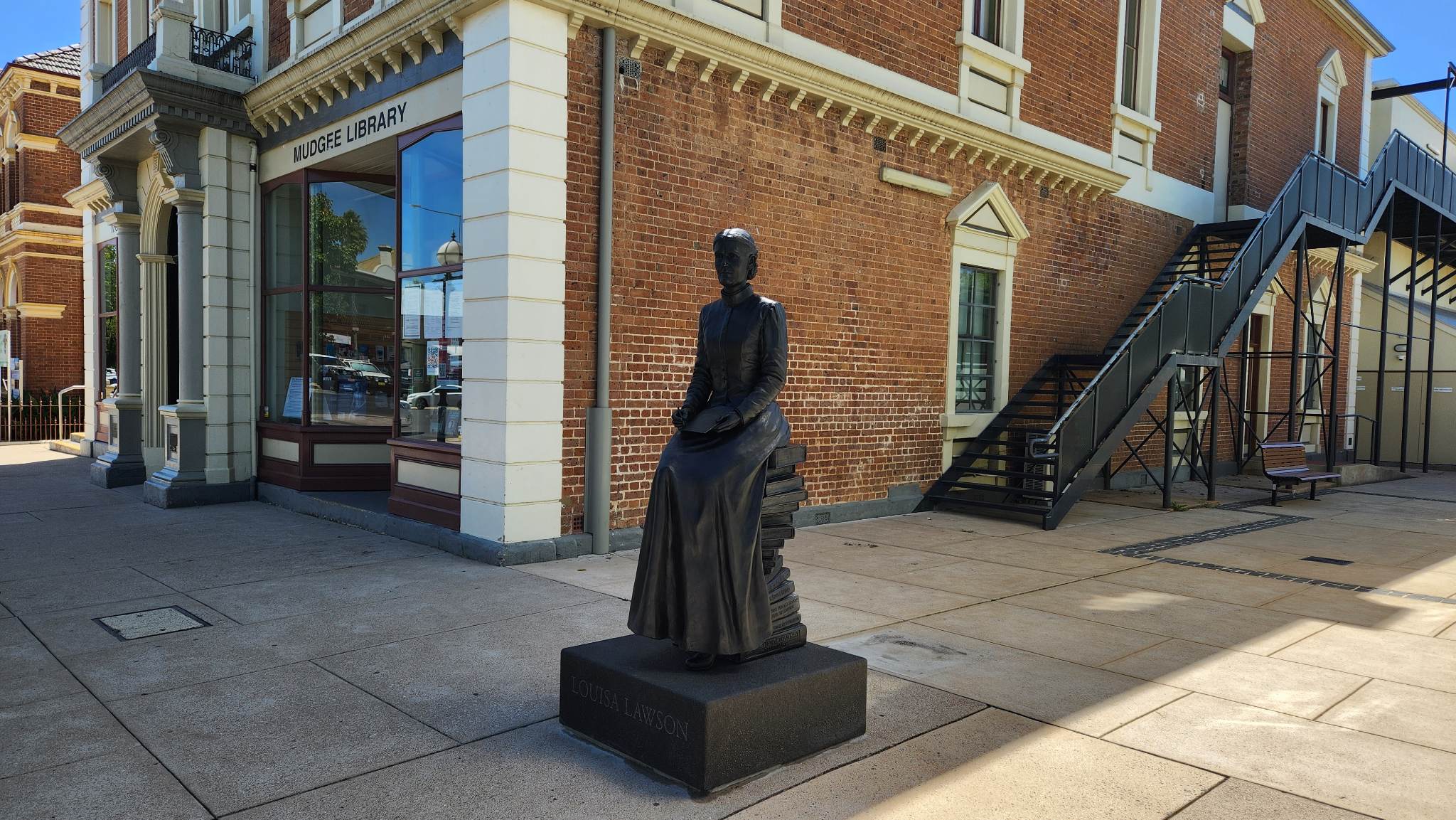 How regal and... - Mid-Western Regional Council Library