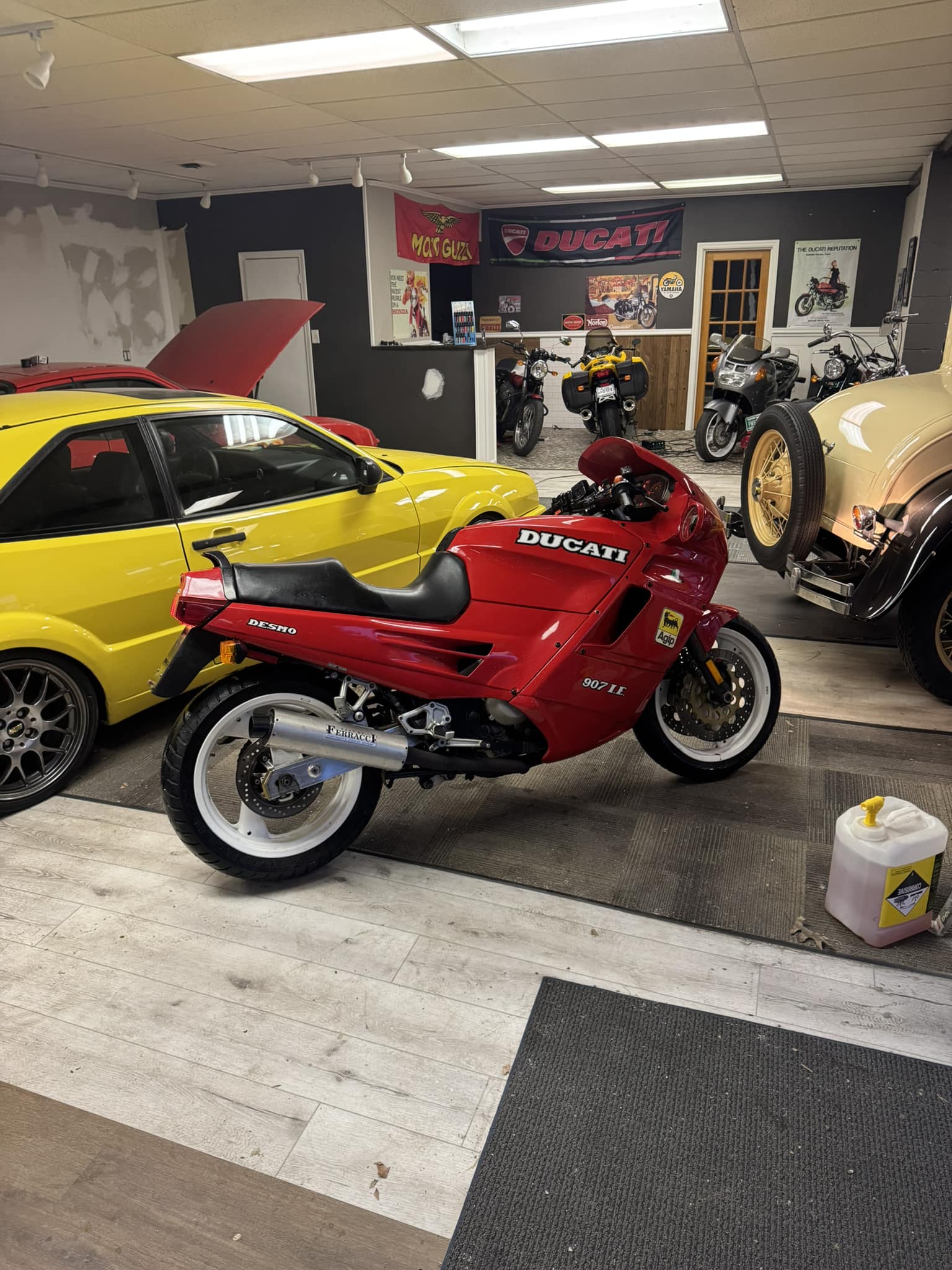 Queue De Carénage Arrière Pour Ducati 907 Paso (1990-1993) - Occasion, Référence ID91814