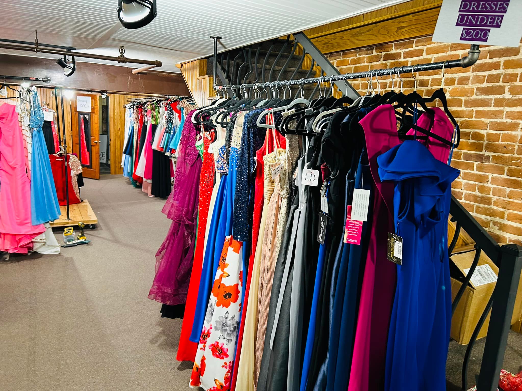 resale shops for homecoming dresses If you are SHOPPING a hoco dress w have put out some of the we have already tagged / priced to be shopped so come stop by! 🩷✨ Wedding Dresses online