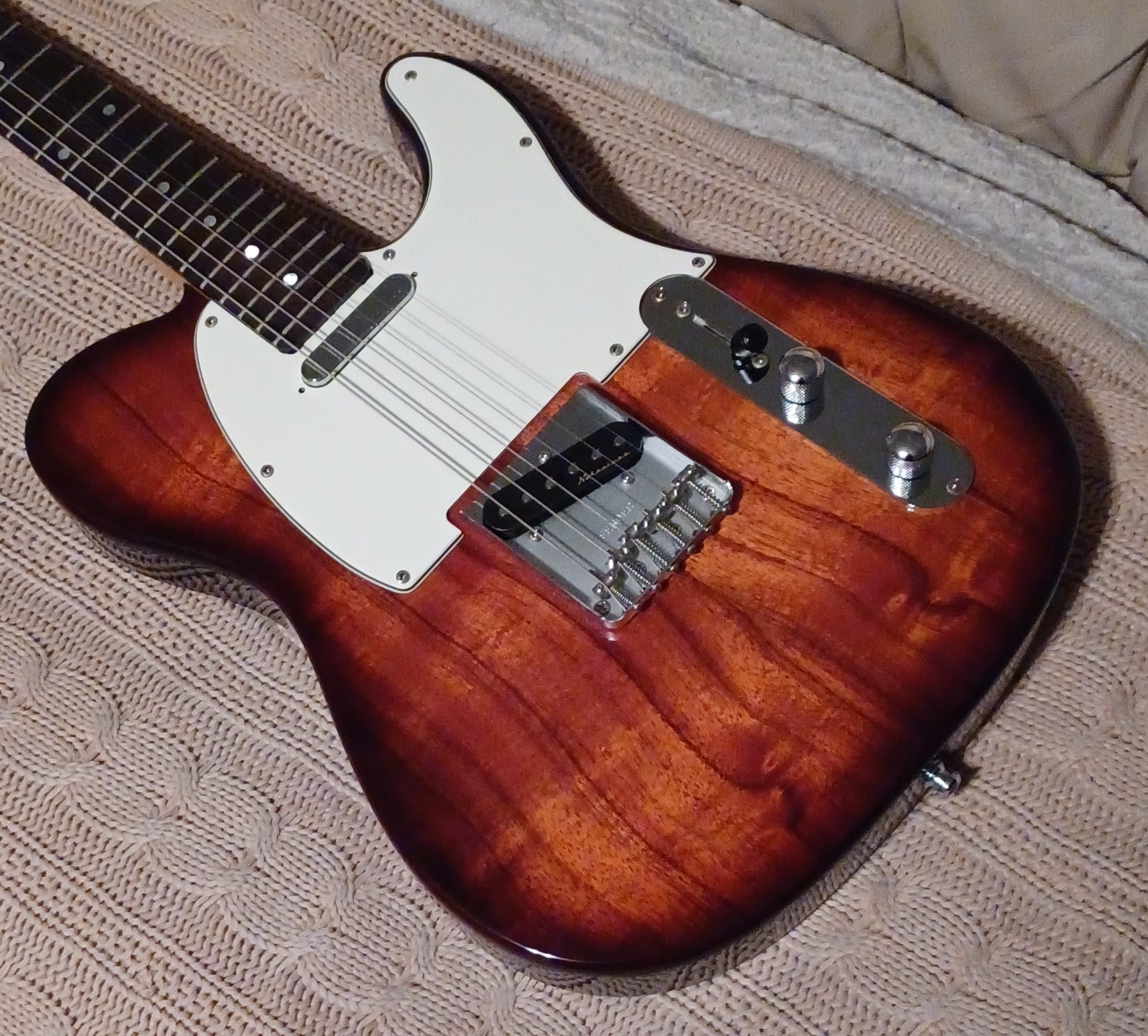 Upgraded Triumph Telecaster with Fender Noiseless pickups