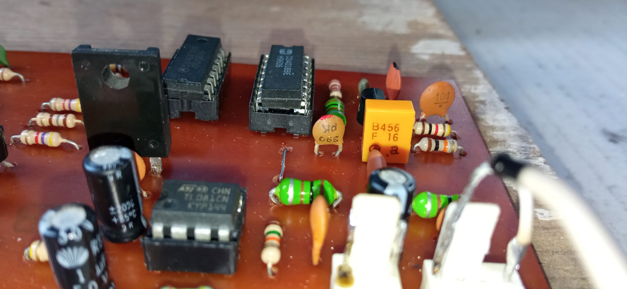 Any information on the Crystal 456khz stereo coder?