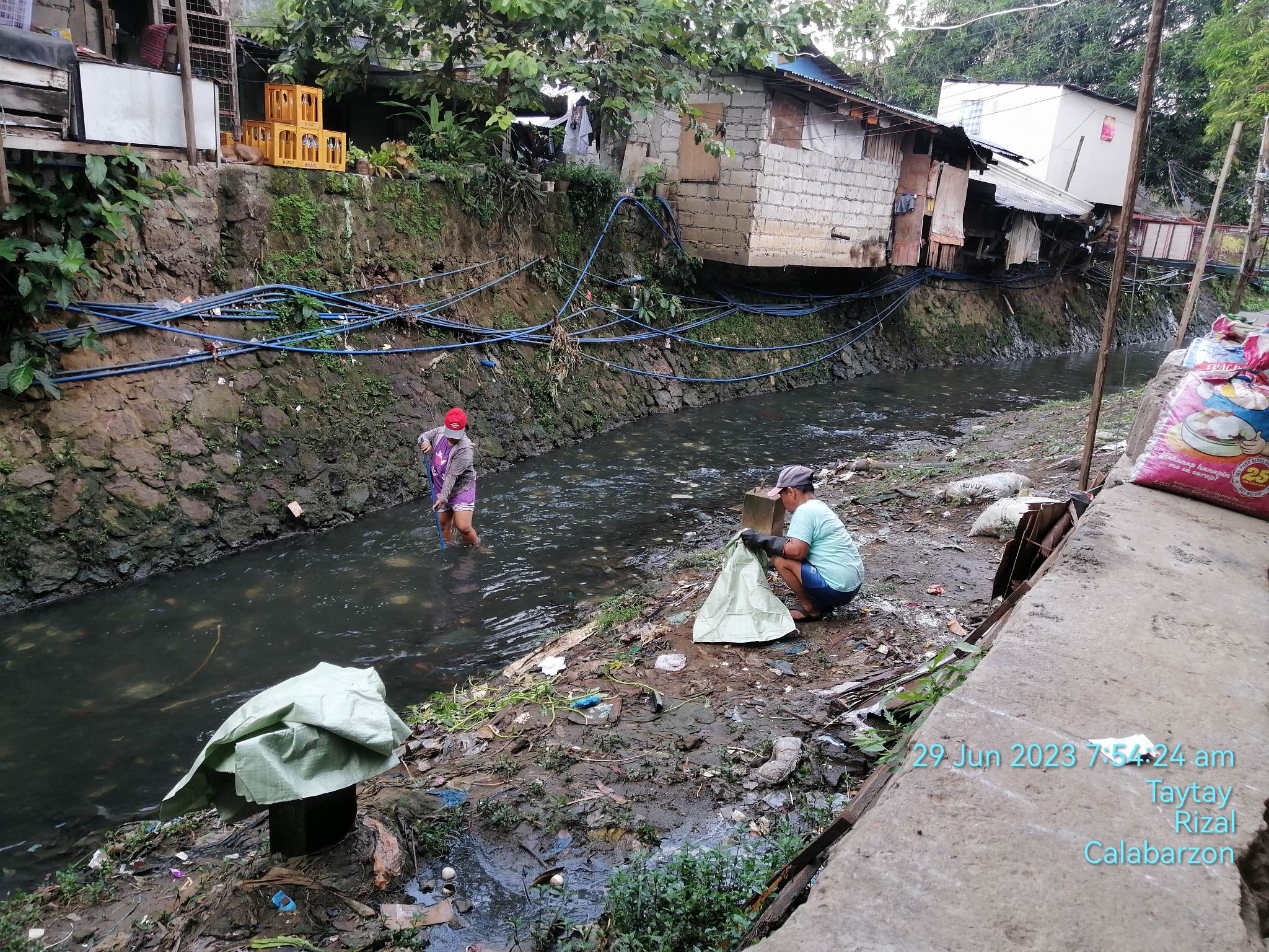 MENRO Bantay Linis Ilog (BLI) clean... - MENRO Taytay,Rizal
