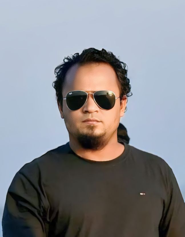 Akram singer