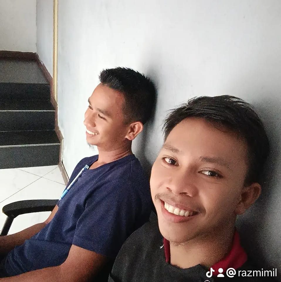 Razmi Mil