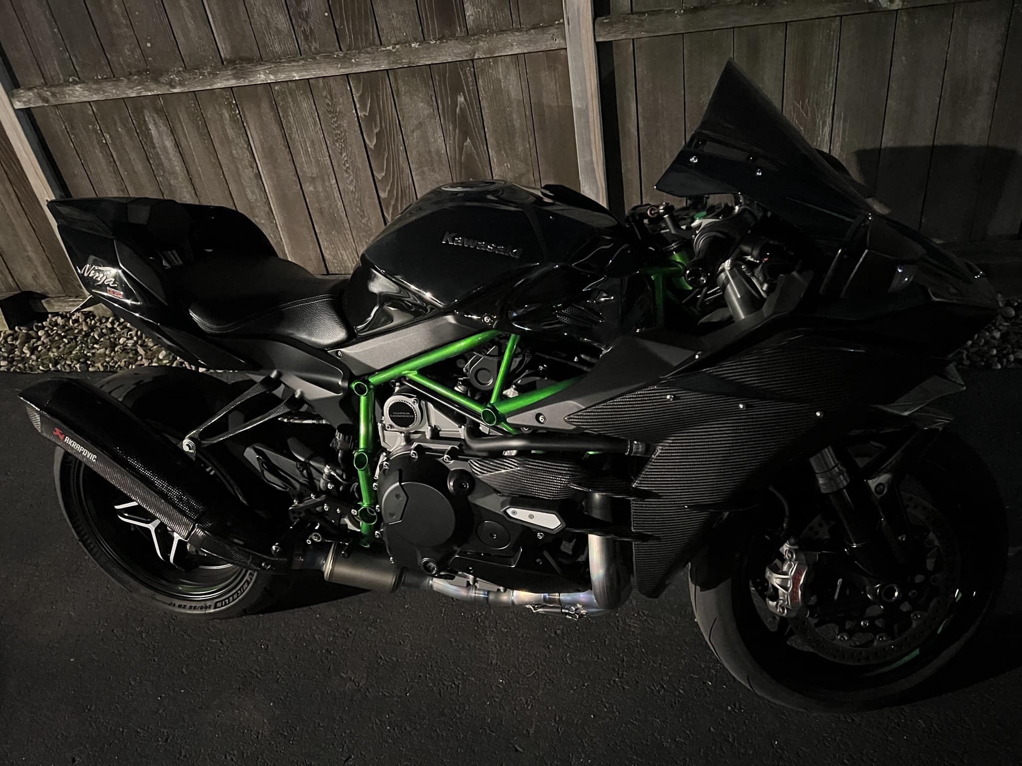 Kawasaki Ninja H2 service manual pdf needed