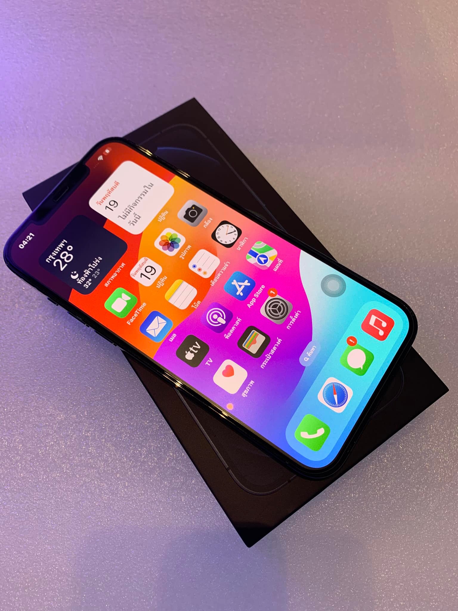ขาย iPhone 12 Pro Max... - Kamolchai Tume Tunchanapradit | Facebook