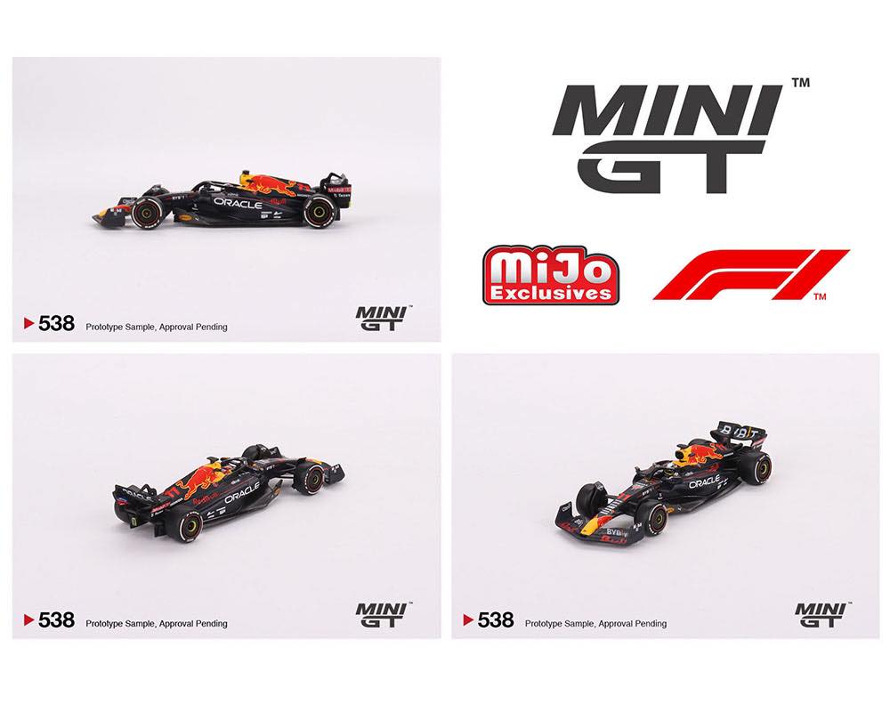Mini GT 1:64 Oracle Red Bull Racing RB18 #11 Sergio Perez