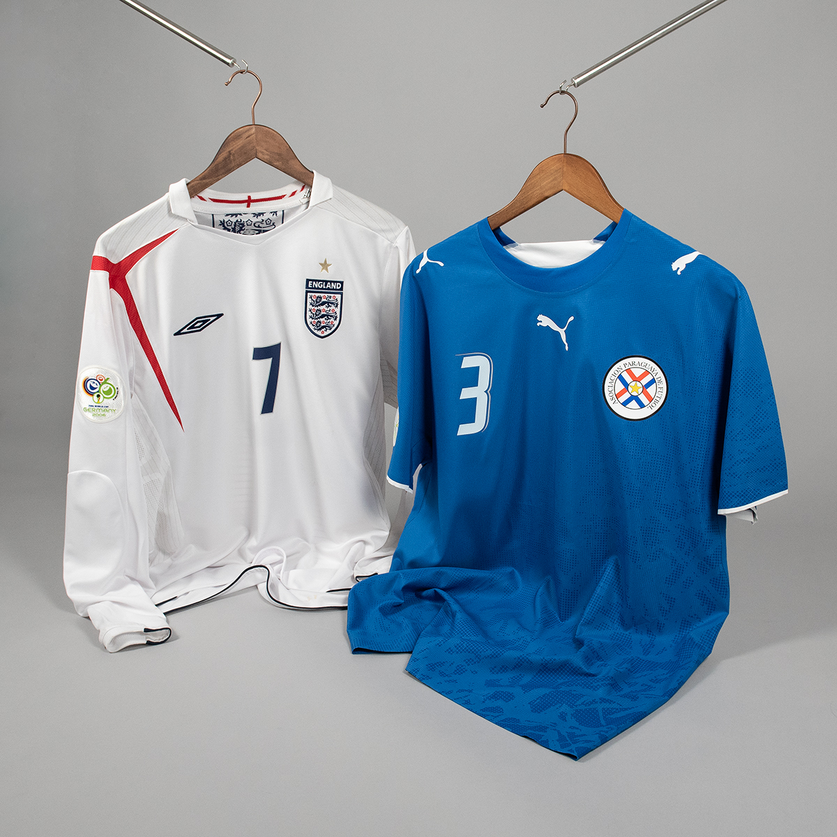 Here is an England Umbro nationwide training top, this has been
